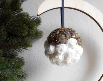 Golden Christmas tree decoration Xmas ball with fabric flowers