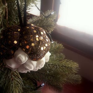 Gold Christmas tree decoration Xmas ball with fabric flowers