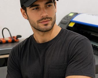 Mens trucker hat. Snap back