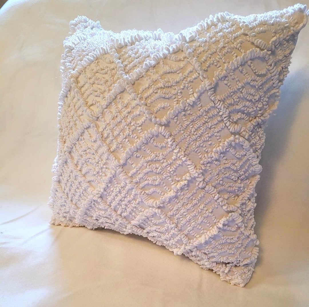Chenille Pillow, Antique White Chenille Pillow, Vintage Chenille, Throw