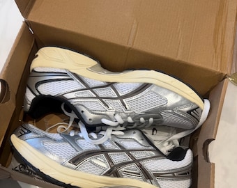 Brand New Asics Running Trainers – Exercise Shoes