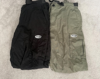 2 for 1 Black And Green Cargo Trousers From Lorenzo Veratti Size Large