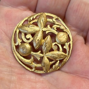 Large open work antique berries and leaves gold gilt button