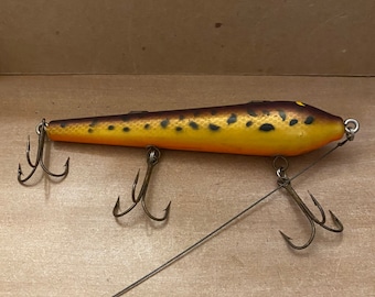 Vintage Crankbait Fishing Lure, unmarked, freshwater