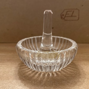 Crystal Ring Holder