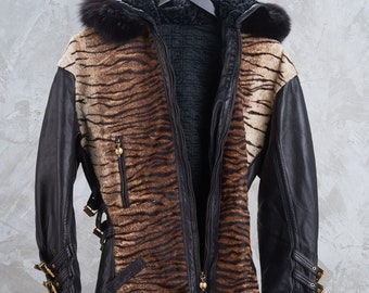 GIANNI VERSACE 1992 Fw Bondage Collection Black Leather Fur Hood