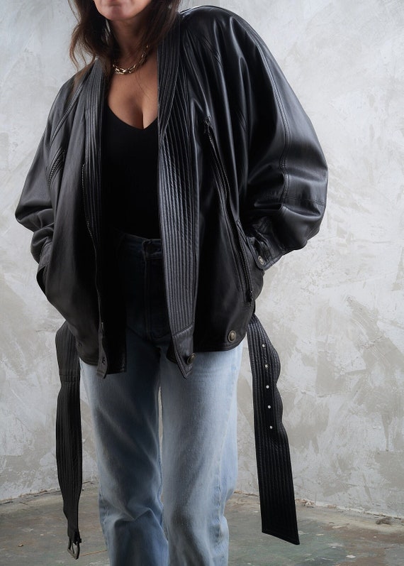 GIANNI VERSACE 1990s Womens Black Leather Belt Wa… - image 1