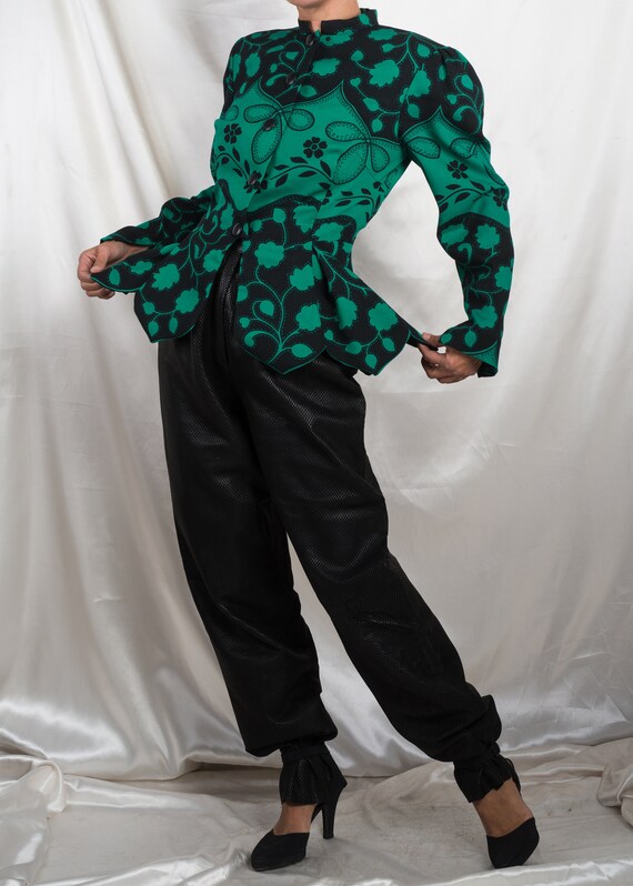 1980s// PAULINE TRIGERE// Designer Scallop Hem Pep