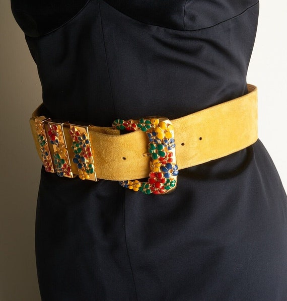 GIANNI VERSACE 1991 Runway Belt Yellow Suede Gold… - image 7