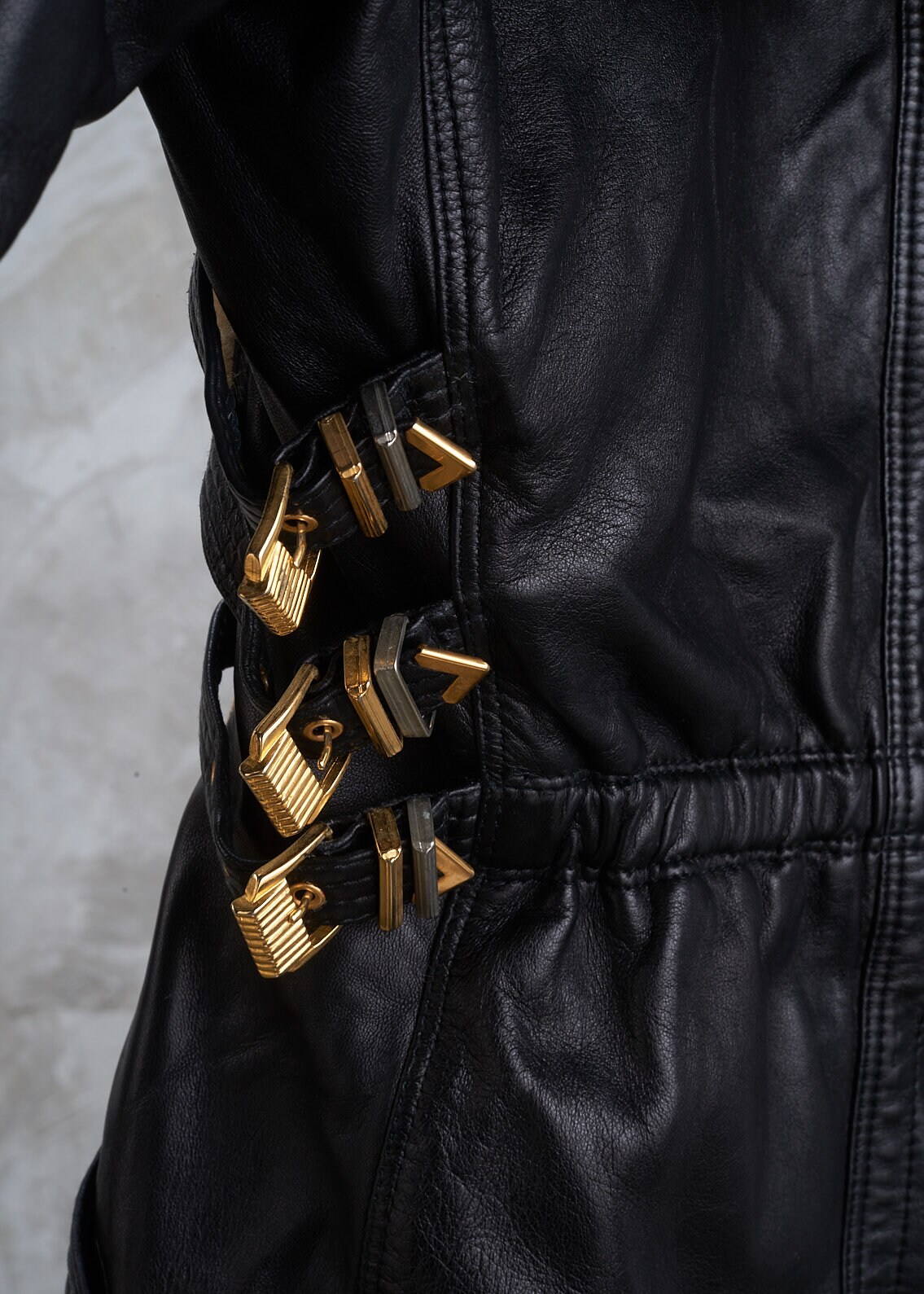 GIANNI VERSACE 1992 Fw Bondage Collection Black Leather Fur Hood