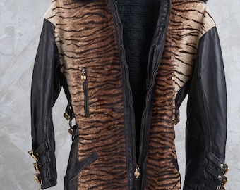 GIANNI VERSACE 1992 Fw Bondage Collection Black Leather Fur Hood