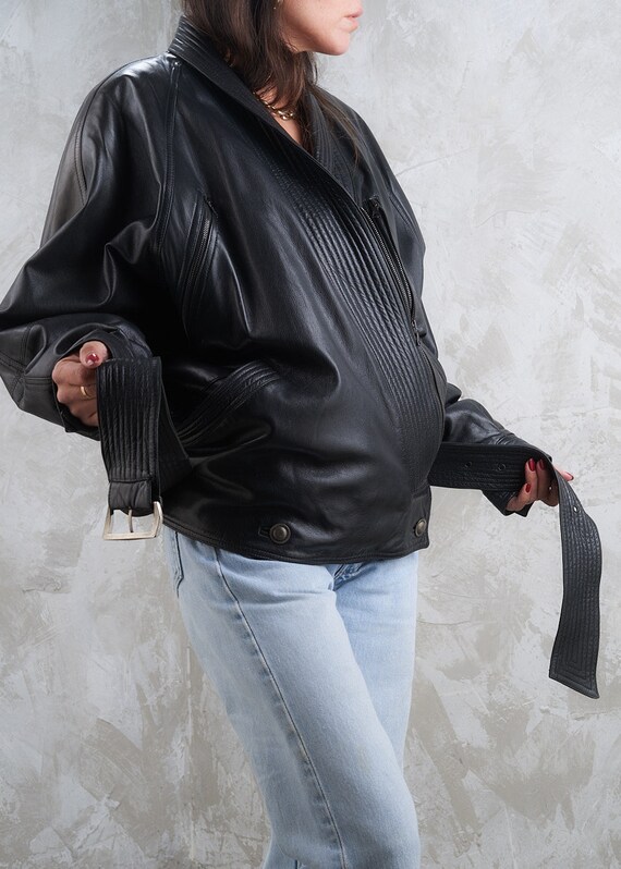 GIANNI VERSACE 1990s Womens Black Leather Belt Wa… - image 10