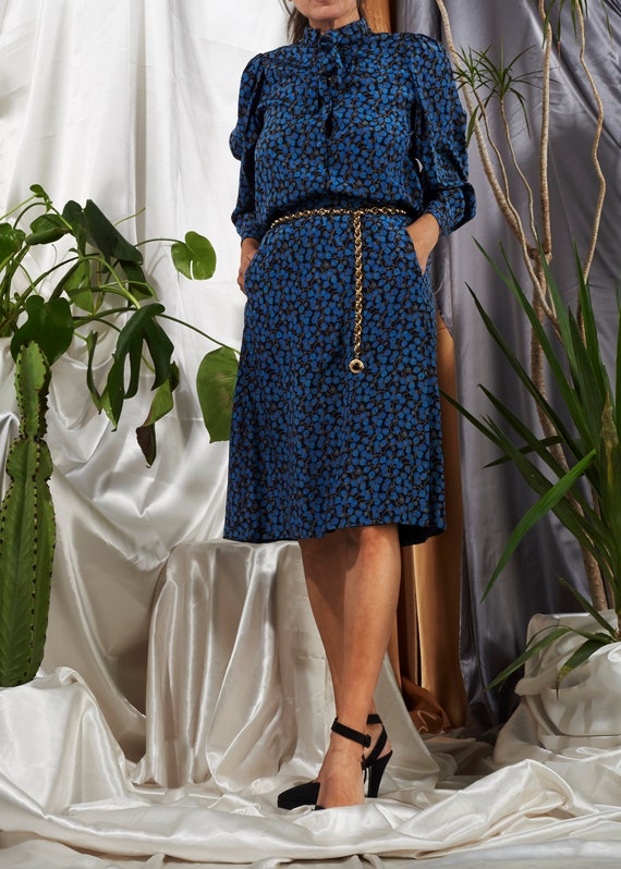 1970s// NINA RICCI// Silk Crepe Mini Floral Skirt