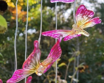 Solar Butterfly Wind Chime LED Color Changing Hanging Garden Light, Wind Chime Decor for Patio Porch Tree Yard, Butterfly Gift for Garden