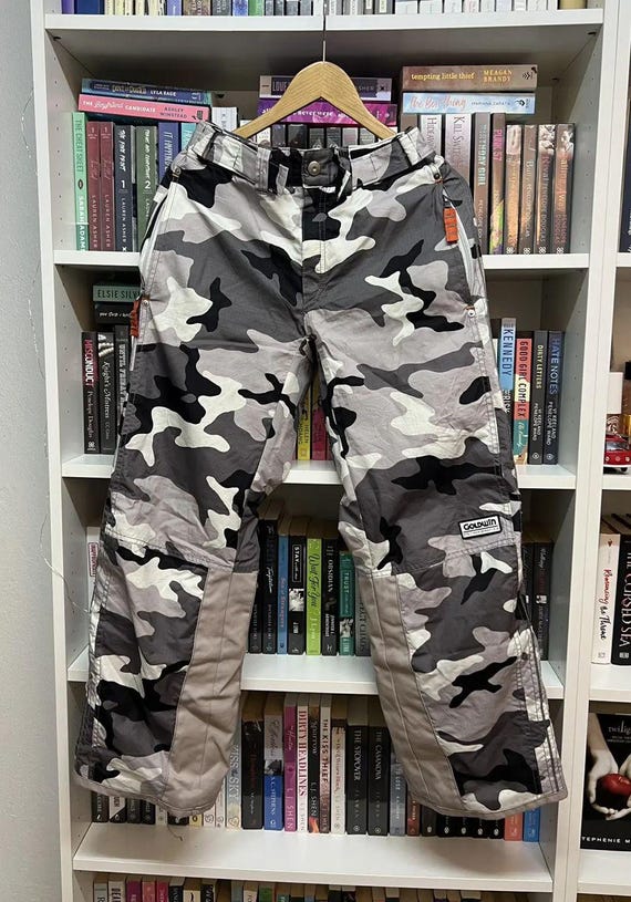 Goldwin, Vintage Goldwin Camo Ski Pants Medium Size