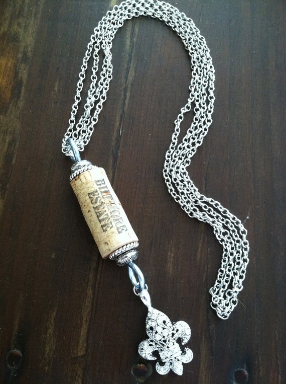 Items similar to Recycled Wine Cork Necklace on Etsy