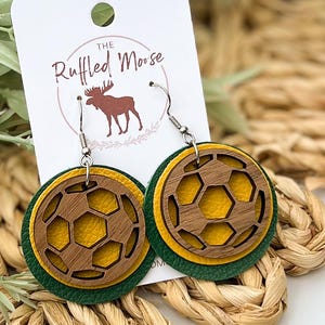 custom team soccer earrings, soccer team earrings, soccer jewelry, soccer earrings for women, school spirit earrings, game day earrings