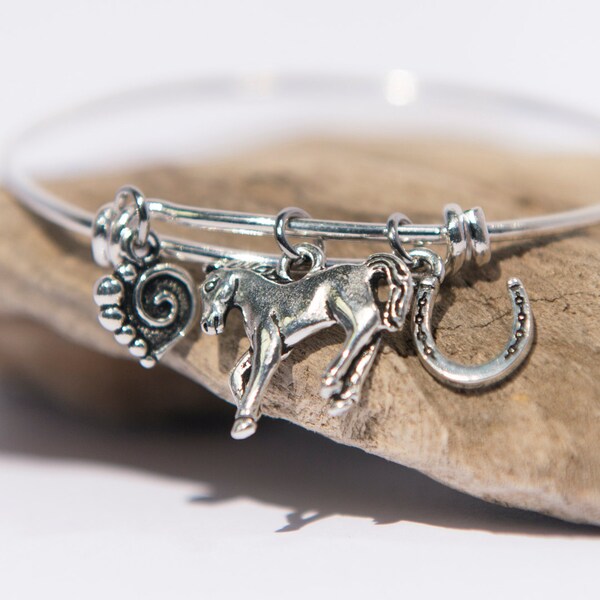 Horse Jewelry Bracelet, Horse Lover Gift, Equestrian Jewelry Silver, Horseshoe Bracelet, Cowgirl Jewelry, Gift for Horse Lover Bracelet