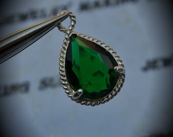 Silver Plated Rope Rim Bezel Brass Faceted Glass Tear Drop Pendant - Emerald