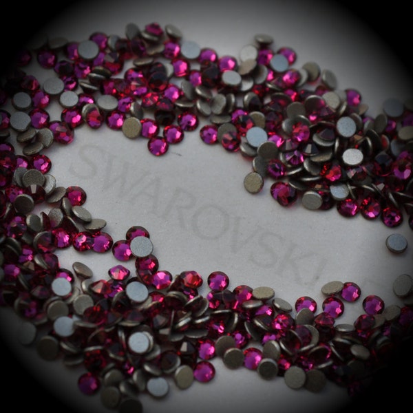 2028 Xilion ss5 Ruby Flat back Swarovski Kristall 1 Brutto 144pcs