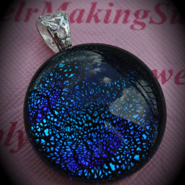 30mm Round Dichroic Fused Glass Cabochon Pendant In Blue