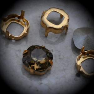 Gold Plated Sew on Setting For Swarovski 4470 12mm Square Stones