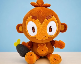 Bloons TD 6 Super Monkey Plush – 20cm Cartoon Dart Monkey Stuffed Toy