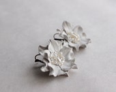 Floral earrings, White earrings, Bridesmaids gift, Bridal flower earrings, Leather accessorie, Mothers Day gift, Leather Anniversary gift
