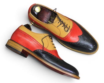 Scarpe brogue da uomo tricolore fatte a mano, modello Oxford in pelle.