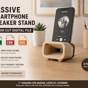 Puede incluir: Un soporte de altavoz para smartphone de madera clara con un diseño rectangular hueco y en capas. El soporte sostiene un smartphone negro que muestra una interfaz de música. El texto en la imagen incluye PASSIVE SMARTPHONE SPEAKER STAND, LASER CUT DIGITAL FILE, DXF, CDR, SVG, AMPLIFIES SOUND, HOLDS YOUR PHONE, ECO-FRIENDLY DESIGN, INSTANT DOWNLOAD, 3 FILES INCLUDED y DESIGNED FOR MAKERS, LOVED BY LISTENERS.