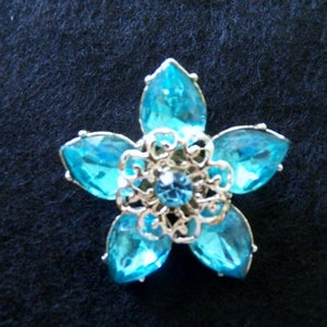 Vintage Mid Century Turquoise RHINESTONE Pin/Brooch Silver setting Flower Design Rare 1960 Retro Fashion Jewelry