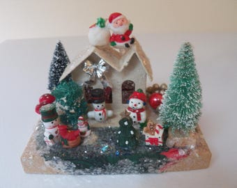 Casa Putz vintage reciclada - Frosty's Christmas - Adorno de mediados de siglo