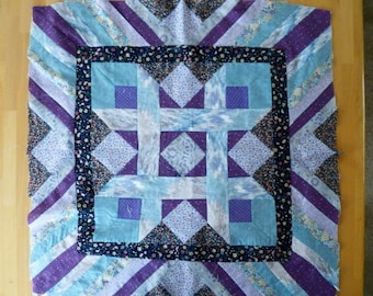 ヴィンテージクレイジーキルトスタイルの小さなキルトトッパー、30x30