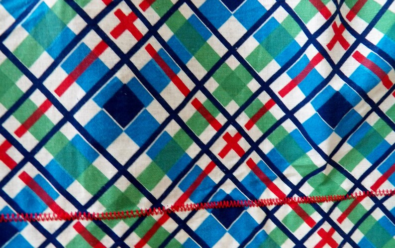 Vintage MIDCENTURY COTTON APRON Hand Made 19 waist 2 pockets Vibrant Colors Excellent Condition 35 ties 20 waist to hem One of a Kind image 2