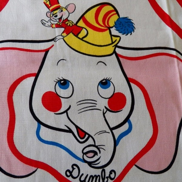Panneau de TISSU DUMBO RARE pour fabriquer un tablier de cordonnier et une poupée Timothy Mouse difficile à trouver unique en son genre Disney Sewing Project 1960's Valtex Fabric