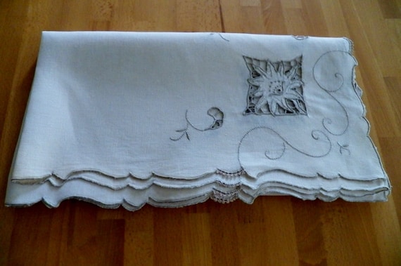 Vintage Linen Tablecloth: 34" x 32" Cutwork Embroidery, Mid Century Tea Cloth