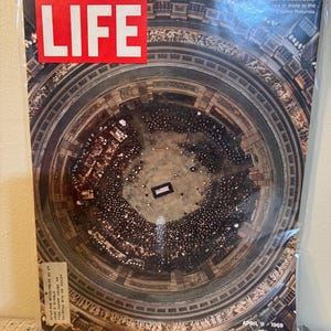 Vintage Life Magazine April 11, 1969