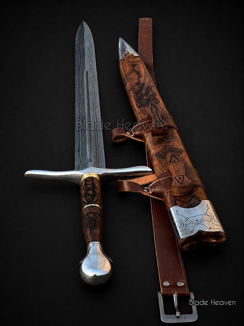 Hand-Forged Elven Longsword: Damascus Steel Blade, Walnut Handle, Emerald Accents image 2