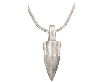 Ancient Roman Arrowhead Pendant Necklace, C.100 BC Wearable jewelry