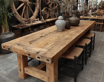 Handgefertigter rustikaler Holztisch, Esstisch aus massivem Nussbaum,massiver Esstisch aus Nussbaum handgefertigt,Holztisch in Sondergröße, rustikaler Küchentisch