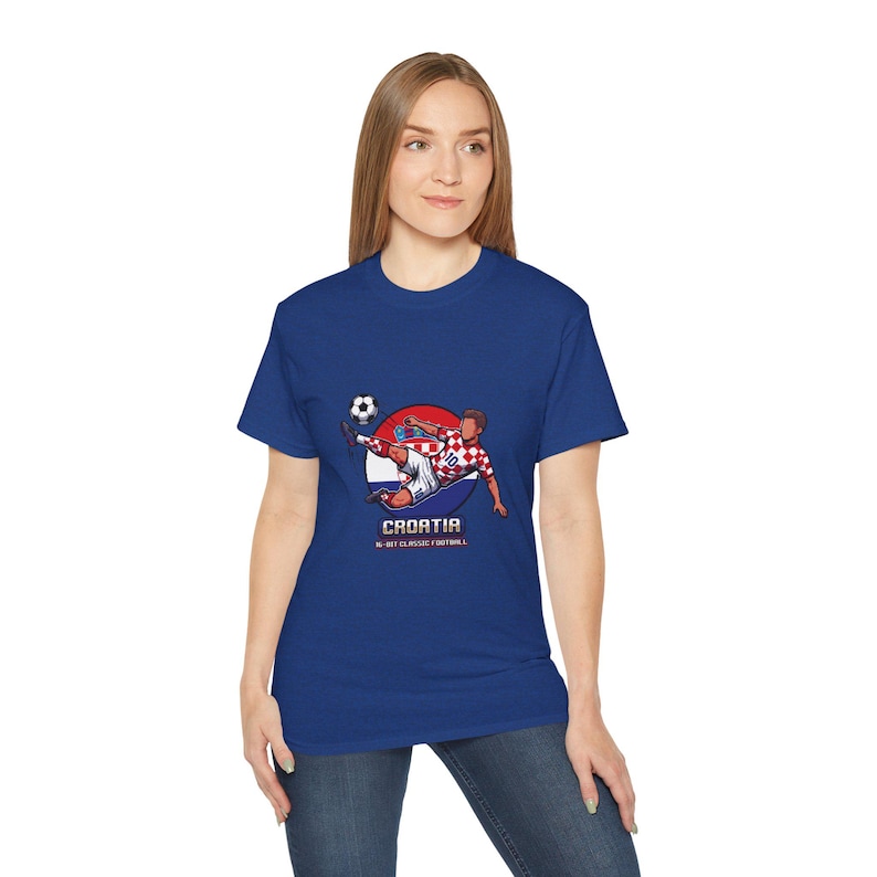 Camiseta de jugador de fútbol croata / Ilustración de patada de fútbol, escudo croata imagen 1