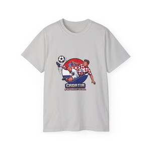 Camiseta de jugador de fútbol croata / Ilustración de patada de fútbol, escudo croata imagen 7