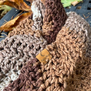 Cozy Chevron pattern Infinity Scarf image 3