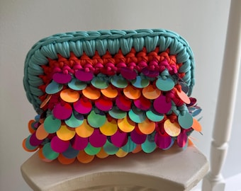 Bolso de mano de ganchillo con lentejuelas - Triple raya