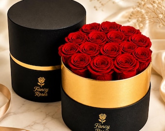 Personalisierte Rosenbox mit Namen – 12 Infinity Rosen | Ewige Rosen Geschenk für Freundin, Mama & Ehefrau | Hält bis zu 5 Jahre