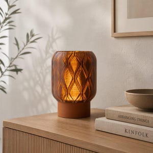 Facet Mini — Lampe de table compacte à facettes RGB avec télécommande