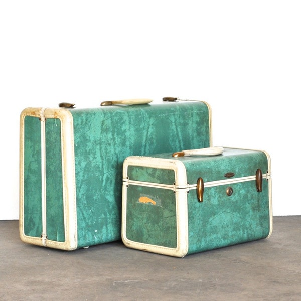 Sea Foam Green Samsonite Train Case