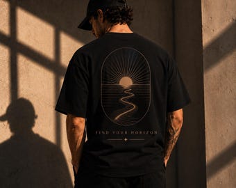 Minimalistisch grafisch T-shirt zonsondergang, T-shirt met print op de achterkant van de horizon, vintage gewassen oversized shirt, uniseks T-shirt kustlandschap