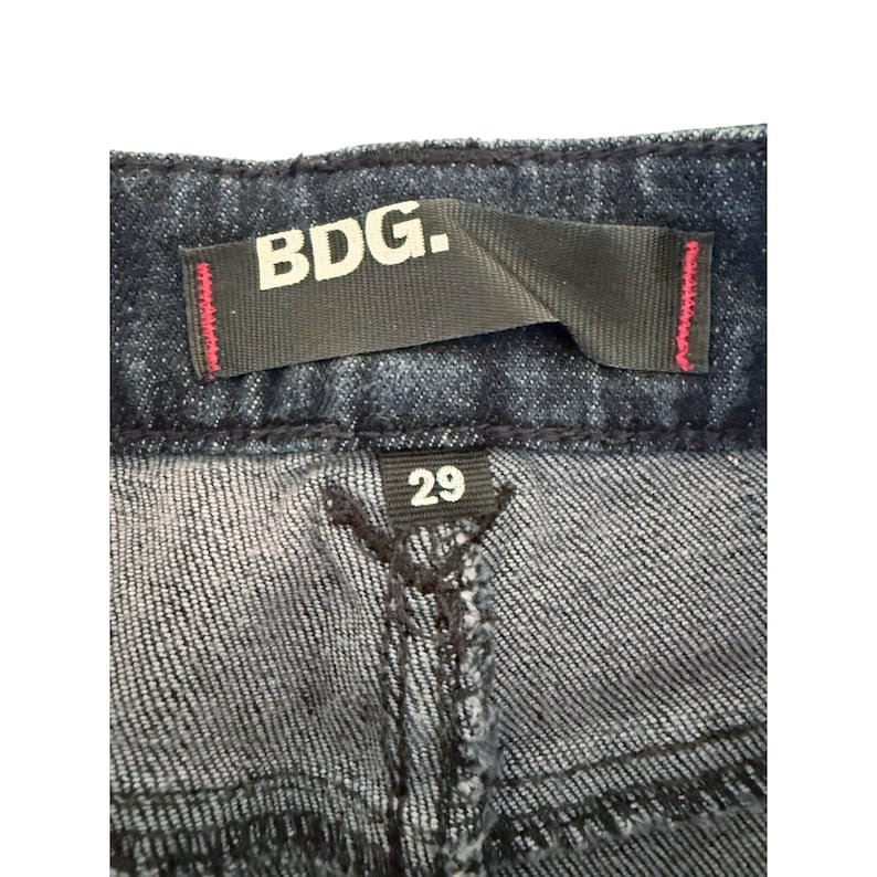 BDG Urban Outfitters Southwestern Inspired Embroidered Denim Shorts Size 29 image 4