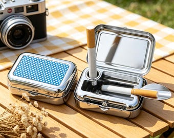 Mini Pocket Ashtray – Portable Travel Ashtray with Grid Pattern, Sealed Lid
